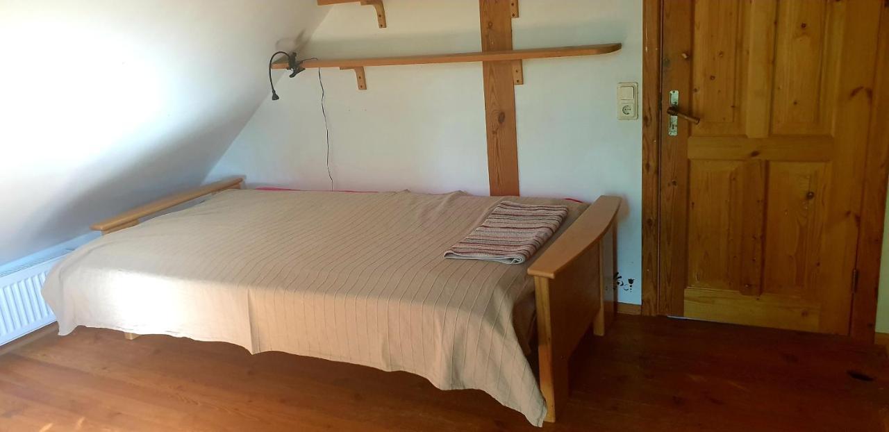 Majiga Istaba Ar Balkonu Un Vannasistaba, Bezmaksas Velo Noma Iecava ภายนอก รูปภาพ